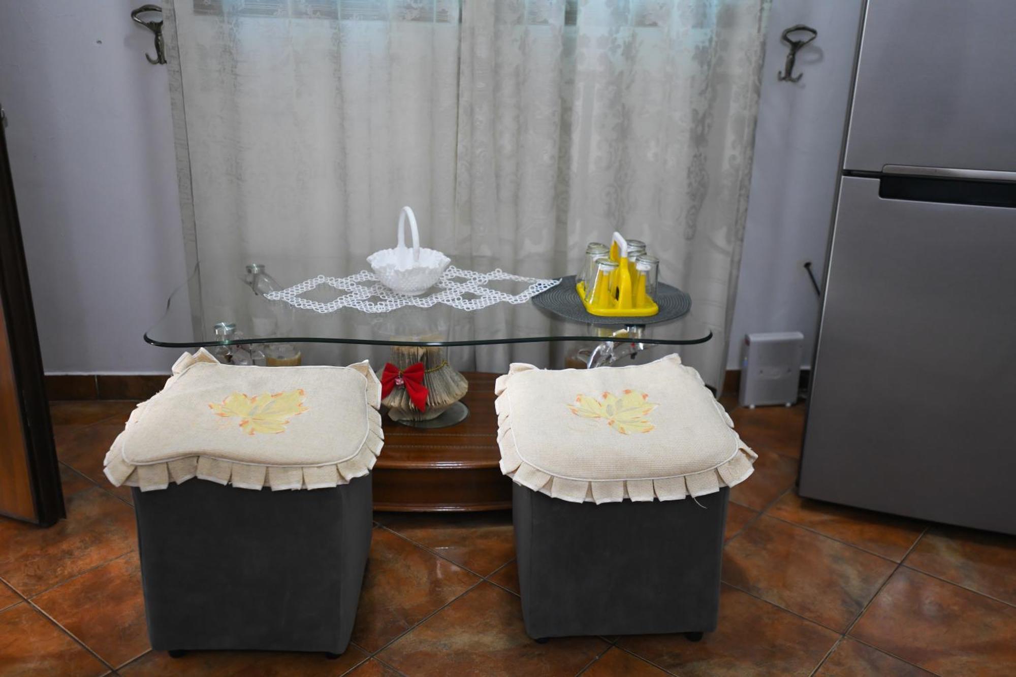 Guest House Flowers Berat Eksteriør billede